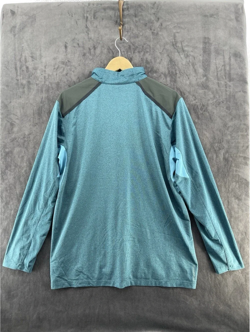 The North Face Men’s L FlashDry XD 1/4 Zip Pullover Blue Outdoor Shirt